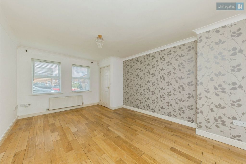 Property photo 3 of 15 Picture No. 03