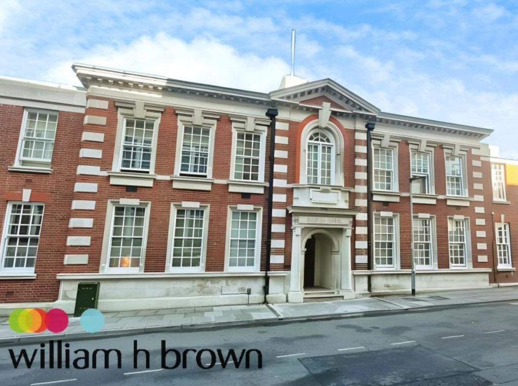 Property photo 1 of 7 Front