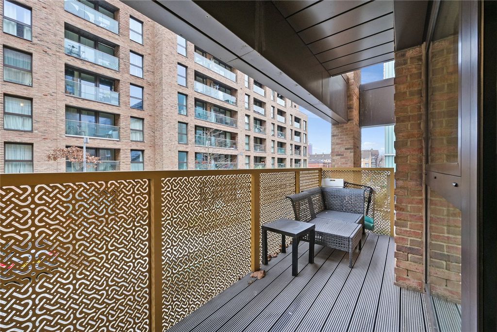 Property photo 2 of 14 Picture No. 12