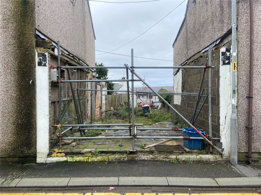 Property photo 1 of 3 Picture No. 01