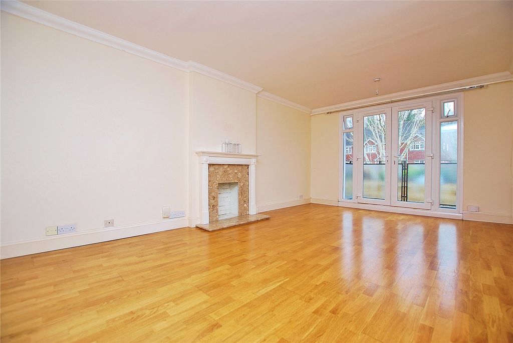 Property photo 2 of 8 Picture No. 05