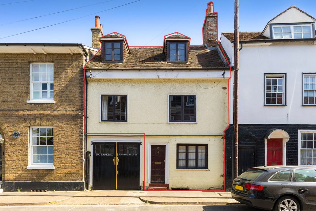 Property photo 1 of 13