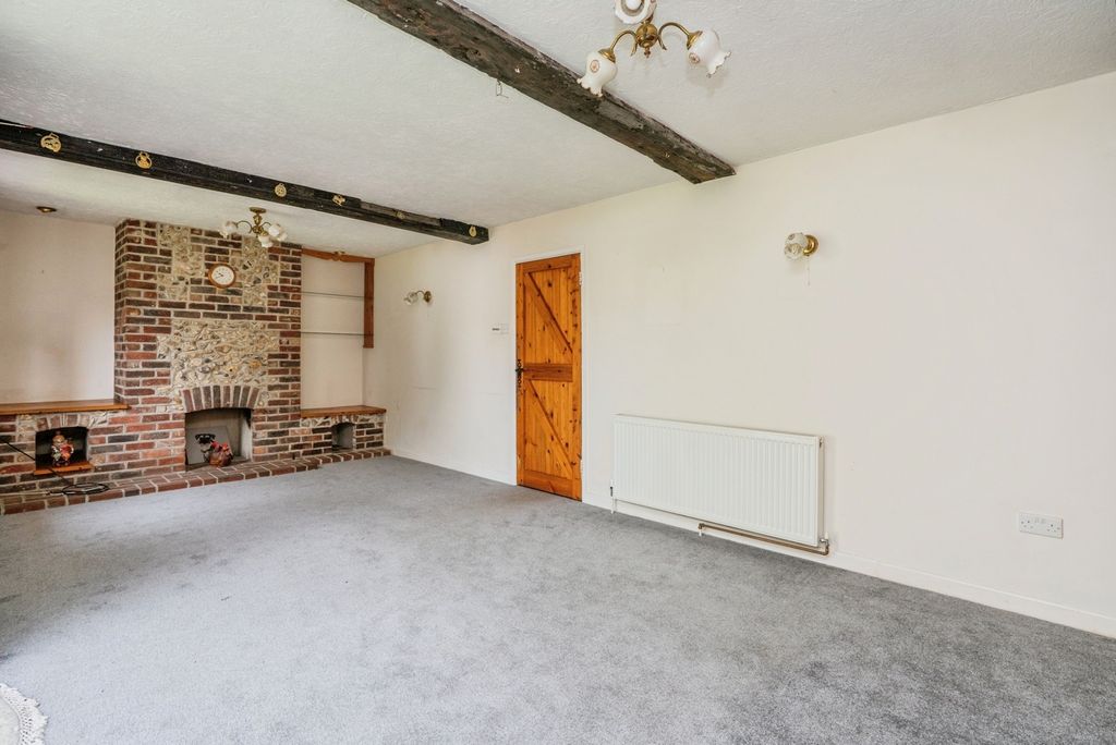 Property photo 2 of 20 Pbox-Img.Jpg