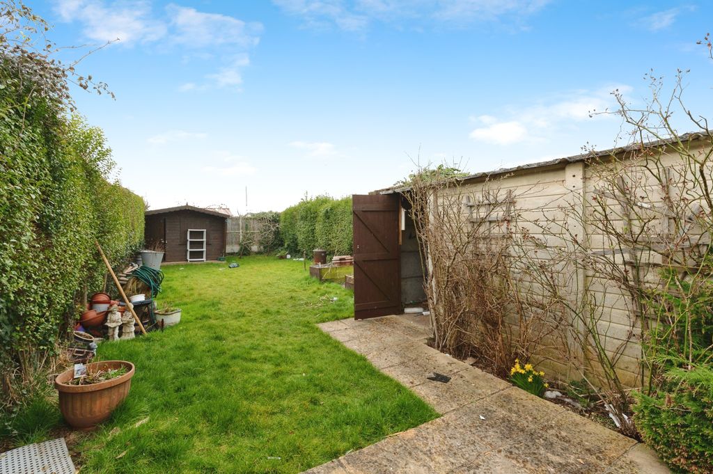 Property photo 2 of 15