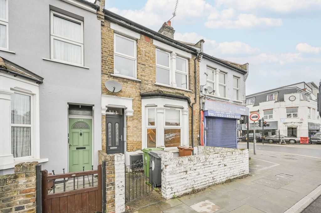 Property photo 1 of 4