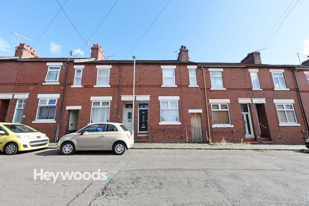 Property photo 3 of 11