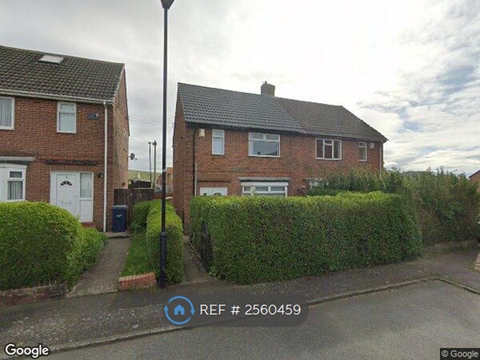 Property photo 1 of 3
