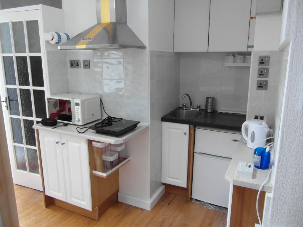 Property photo 3 of 5