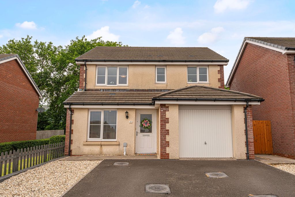 Property photo 1 of 35