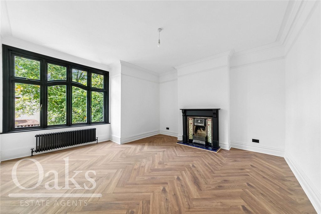 Property photo 1 of 7 Picture No. 12