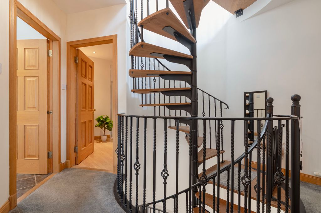 Property photo 3 of 19 Spiral Staircase