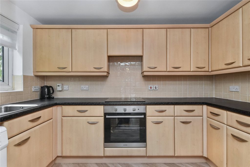 Property photo 3 of 11 Picture No. 08