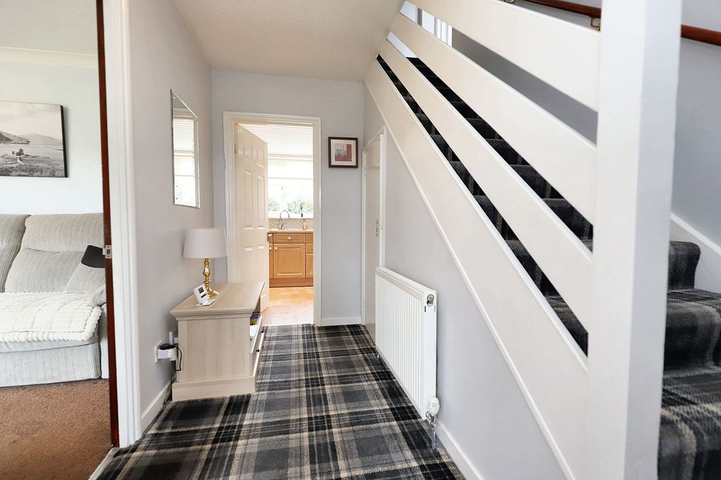 Property photo 3 of 30