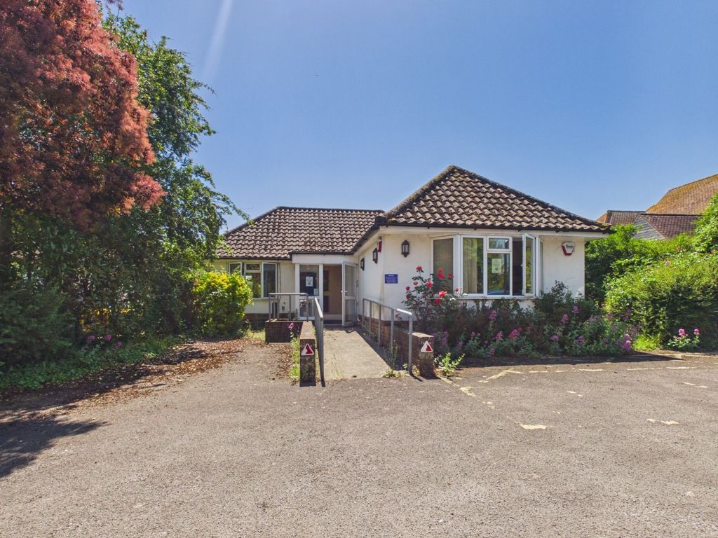 Property photo 1 of 13 Photo 14