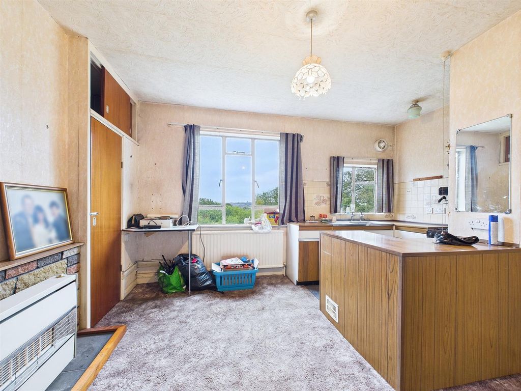 Property photo 3 of 20 Cam02170G0-Pr0427-Still008.Jpg