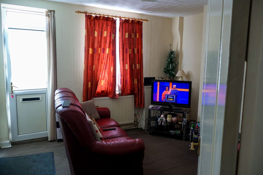 Property photo 2 of 14