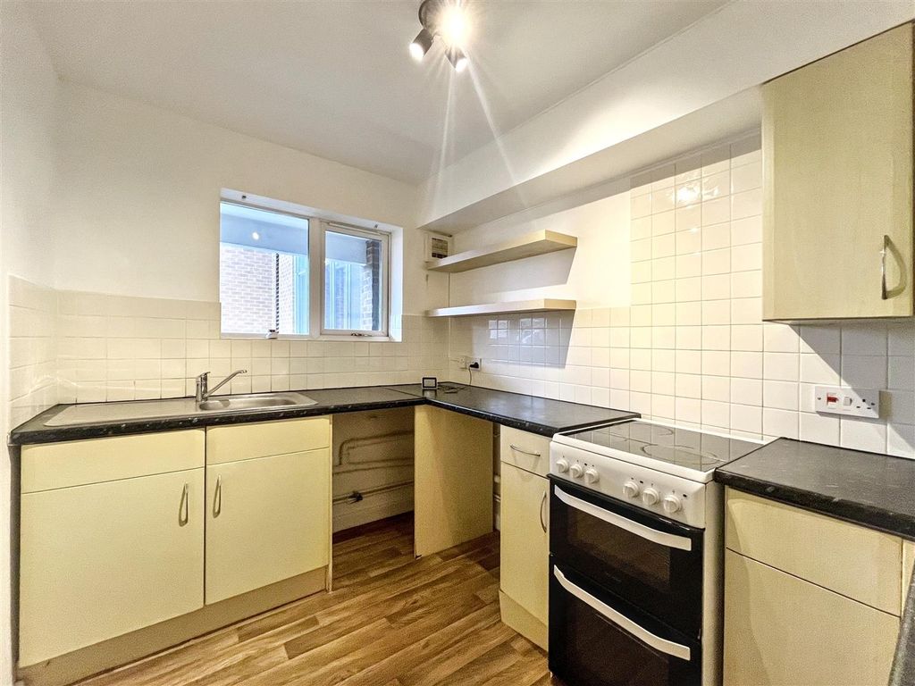 Property photo 2 of 8 Img_3284.Jpg