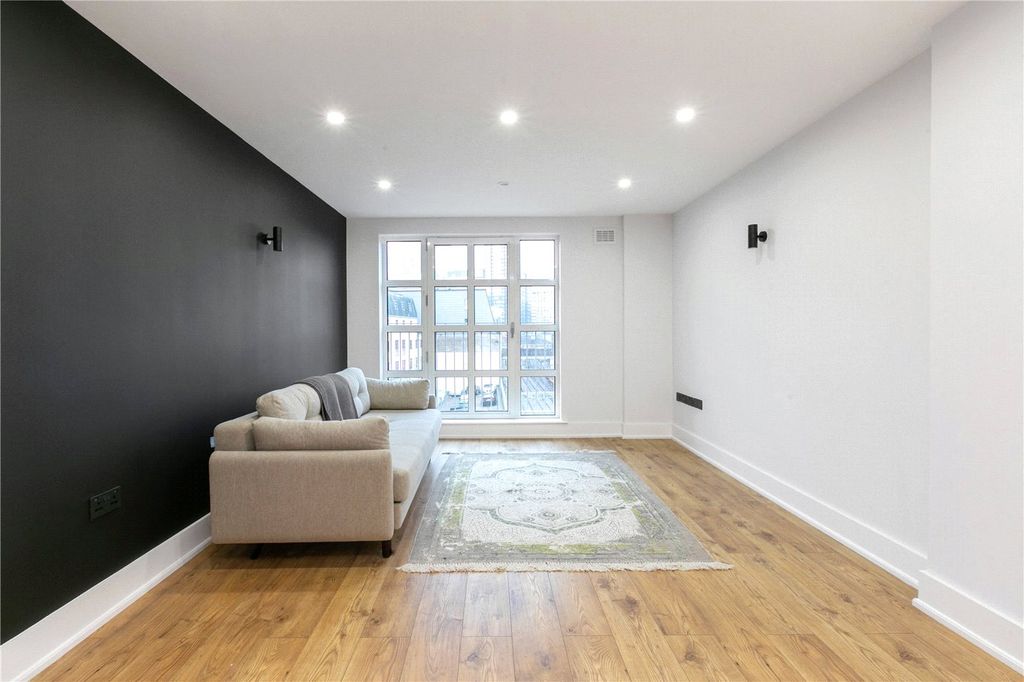 Property photo 1 of 12 Picture No. 18