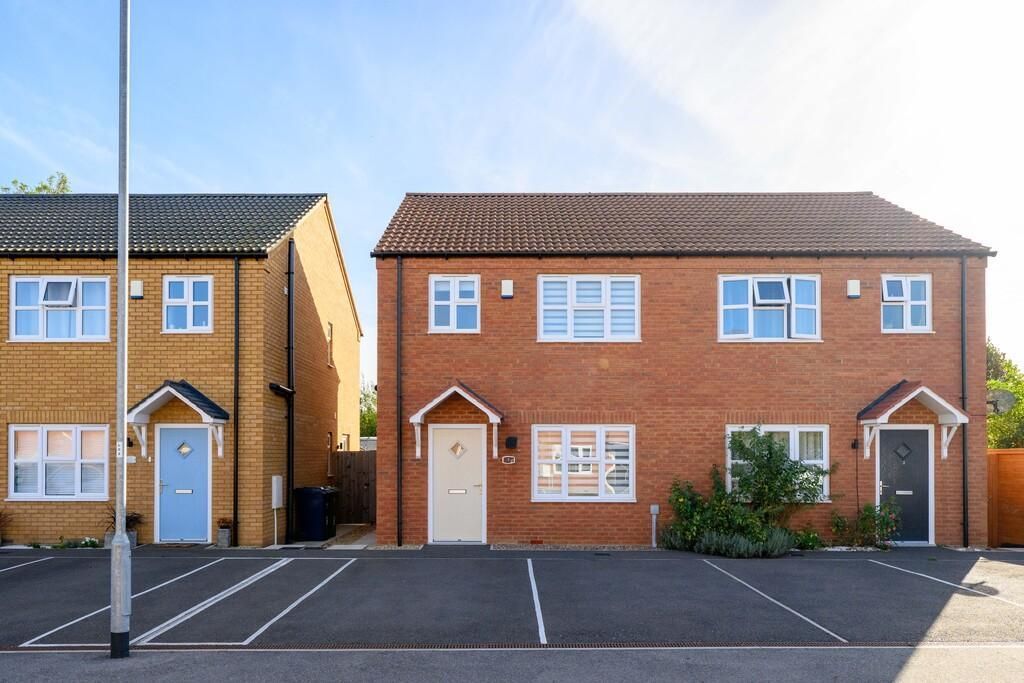 Property photo 1 of 11