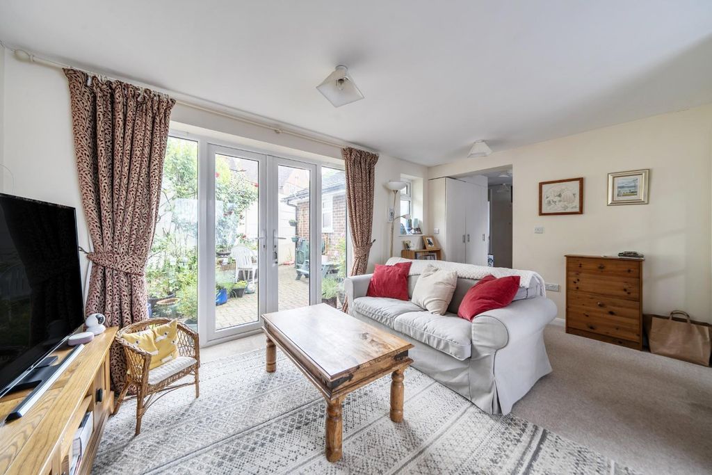 Property photo 3 of 16 1457297-4-6A07446A3B1c3.Jpg