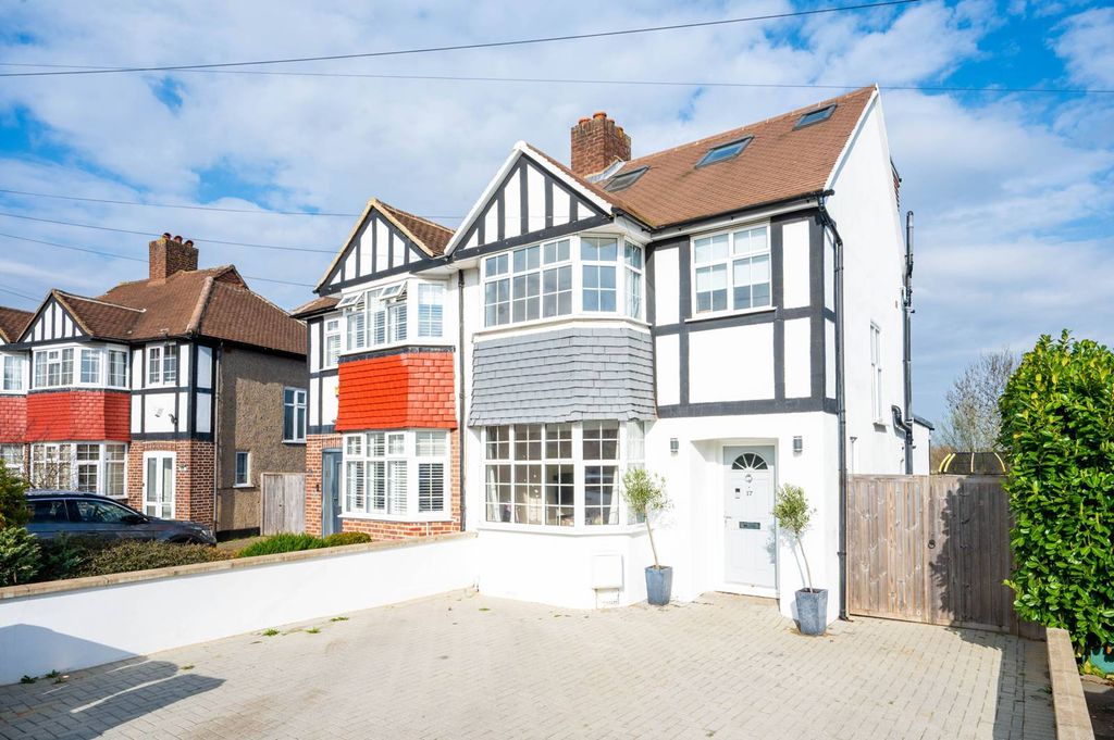 Property photo 1 of 16