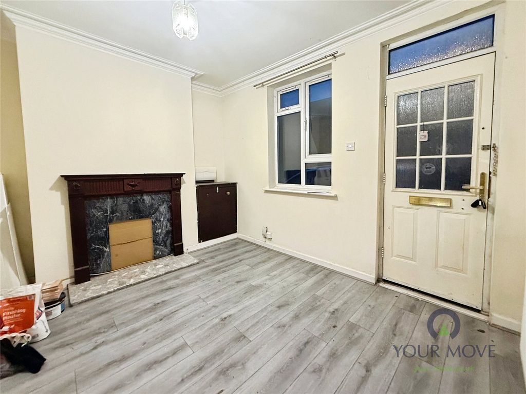 Property photo 3 of 8 Picture No. 05