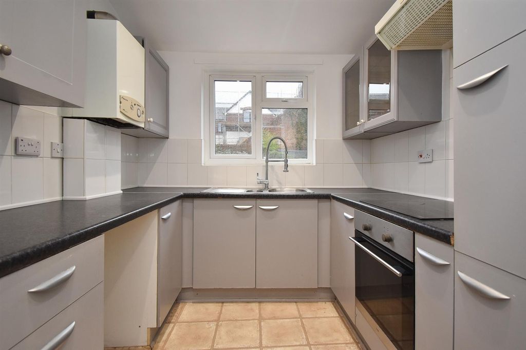 Property photo 1 of 15 Kitchen