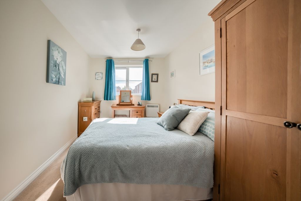 Additional image 7 of 2 bed flat for saleChandley Wharf, Warwick CV34