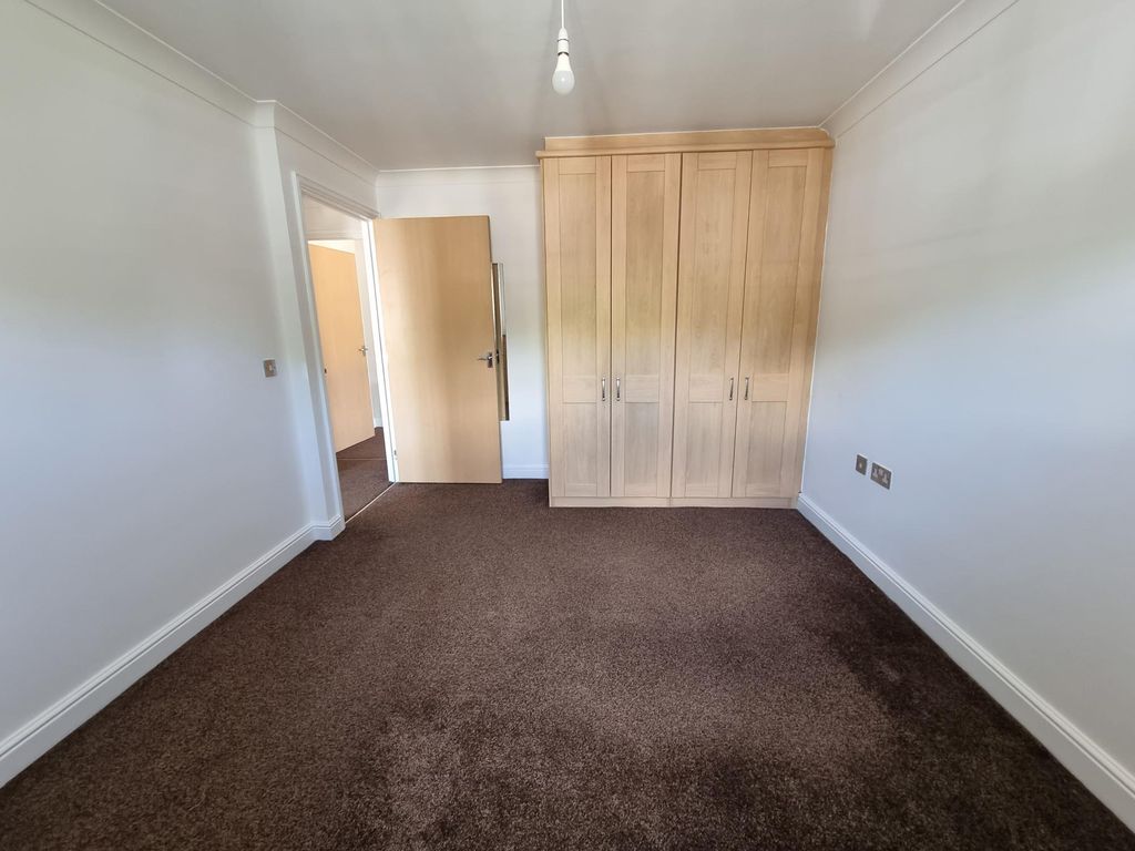 Property photo 3 of 4