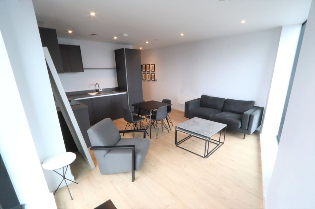 Property photo 3 of 10 Picture No. 09