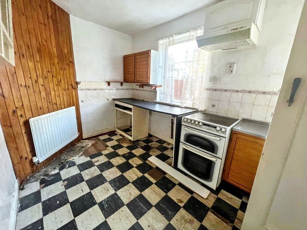 Property photo 3 of 9