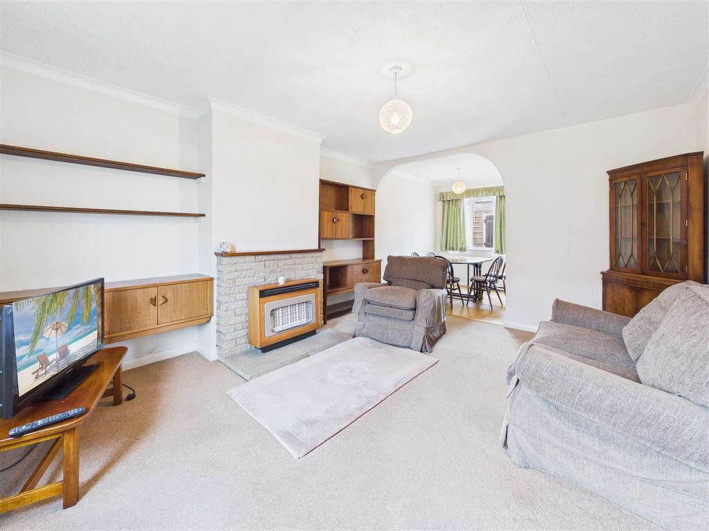 Property photo 3 of 15