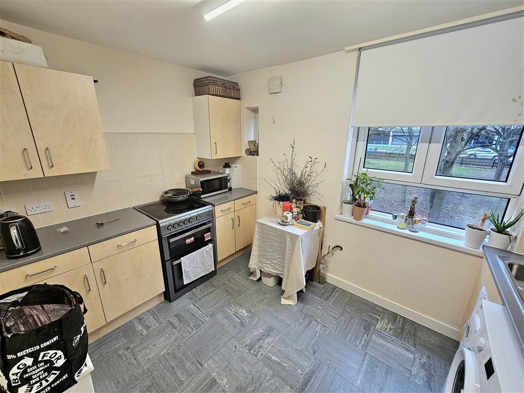 Property photo 3 of 7 Image