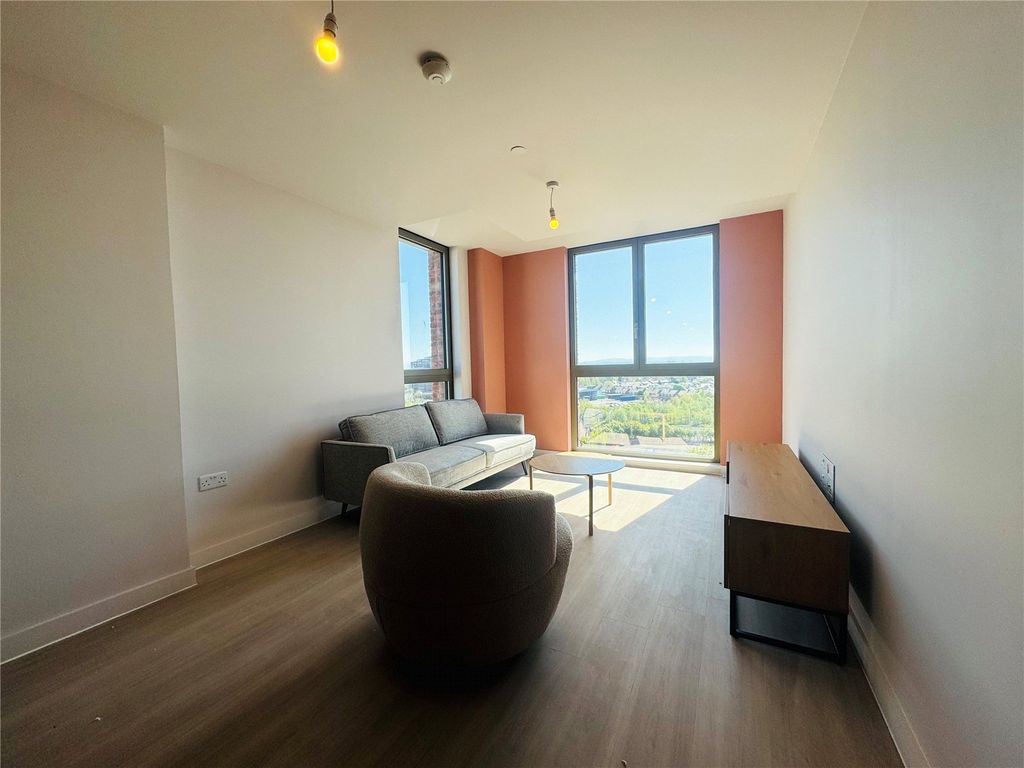 Property photo 2 of 9 Picture No. 06