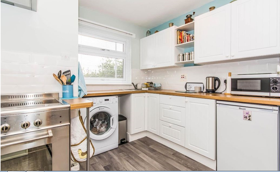 Property photo 1 of 5