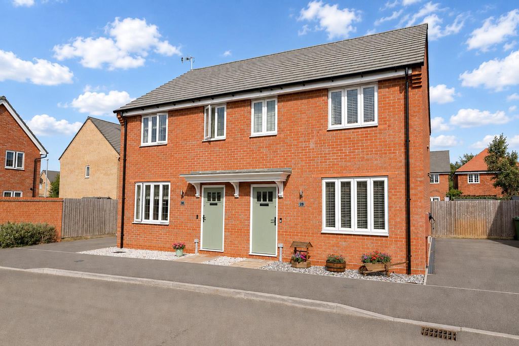 Property photo 1 of 26 Moorhen Grove, 28-99.Jpg