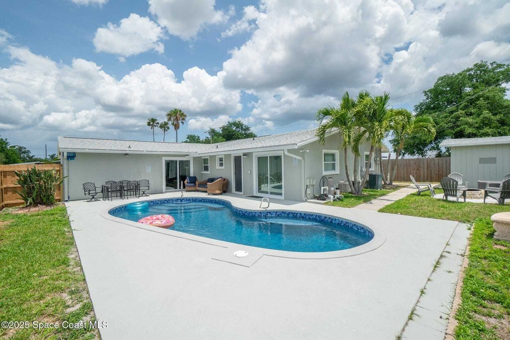 Property photo 1 of 31