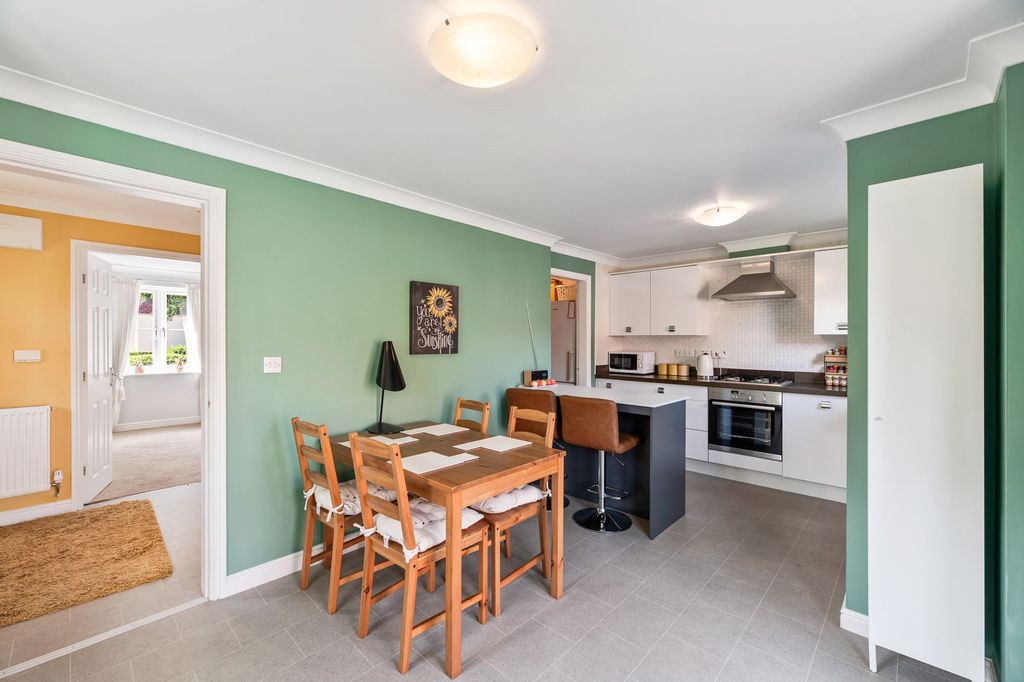 Property photo 2 of 21 Kitchen Diner