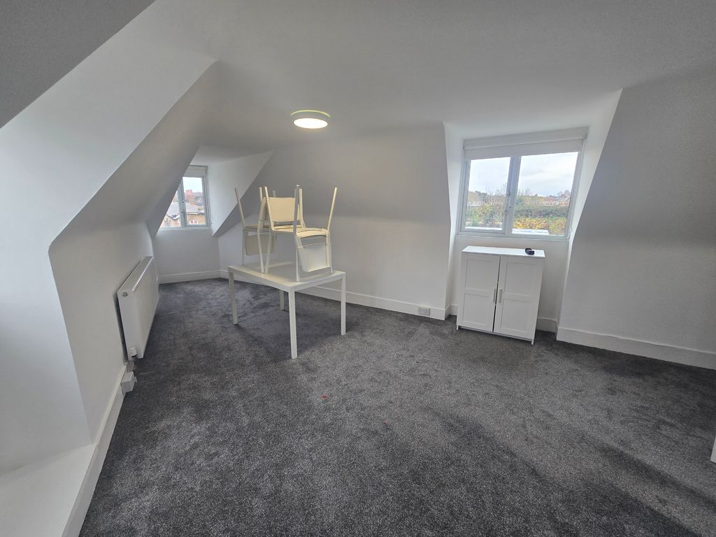 Property photo 2 of 4