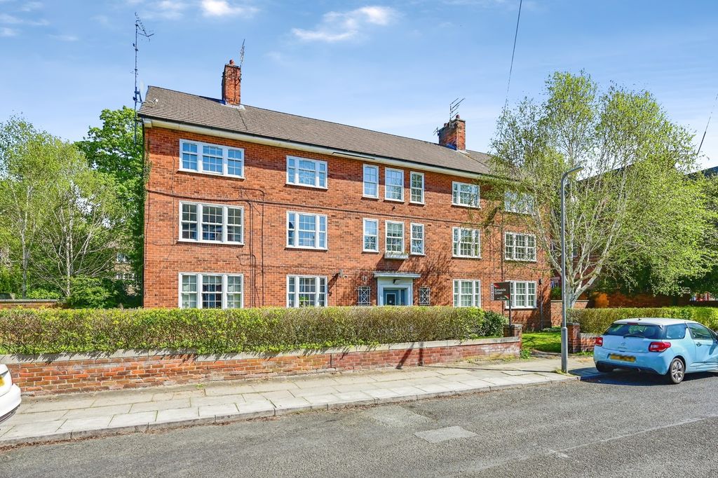 Property photo 1 of 17 Pbox-Img.Jpg