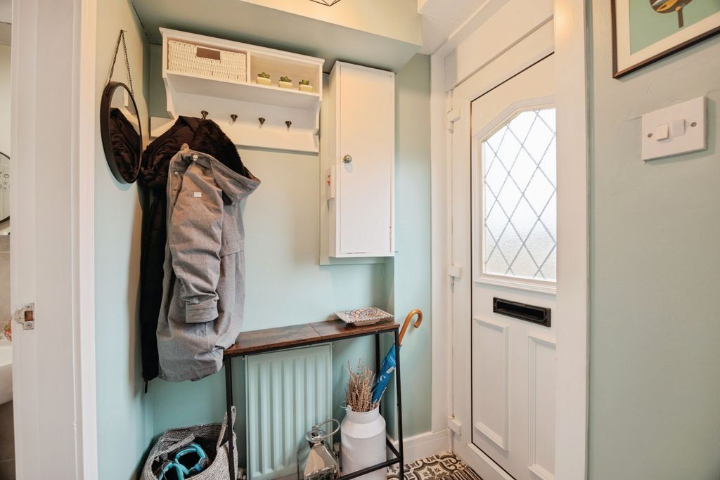 Property photo 3 of 15 Entrance