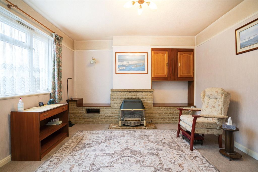 Property photo 3 of 13 Picture No. 10