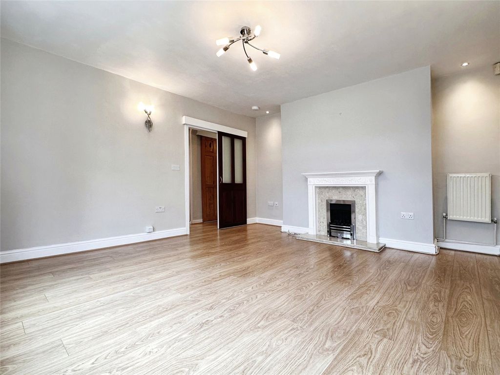 Property photo 2 of 9 Living Room