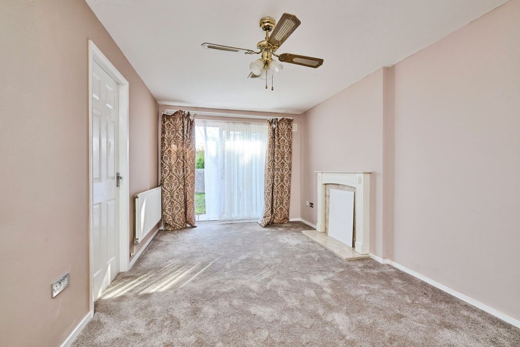 Property photo 2 of 9 Image 1