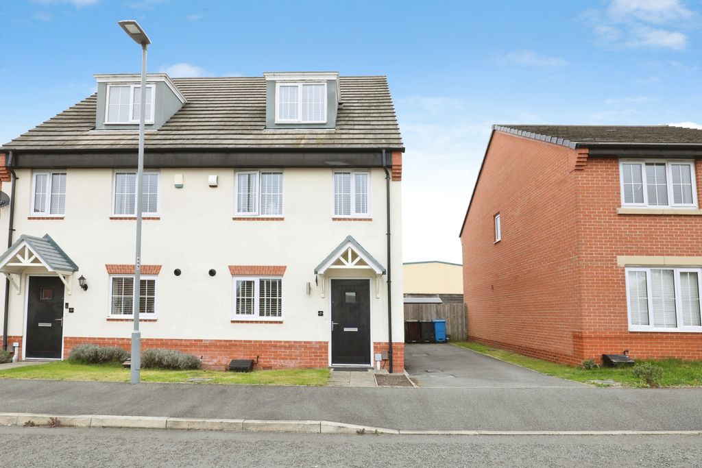 Property photo 1 of 15 Front