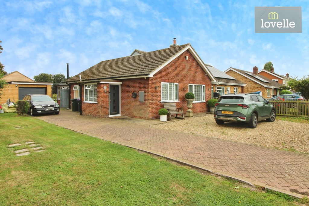 Property photo 1 of 24