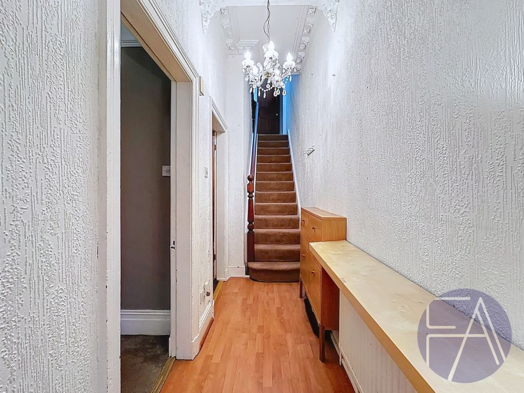 Property photo 3 of 59 4723092