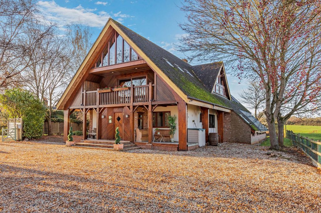 Property photo 1 of 24 Picture No. 05