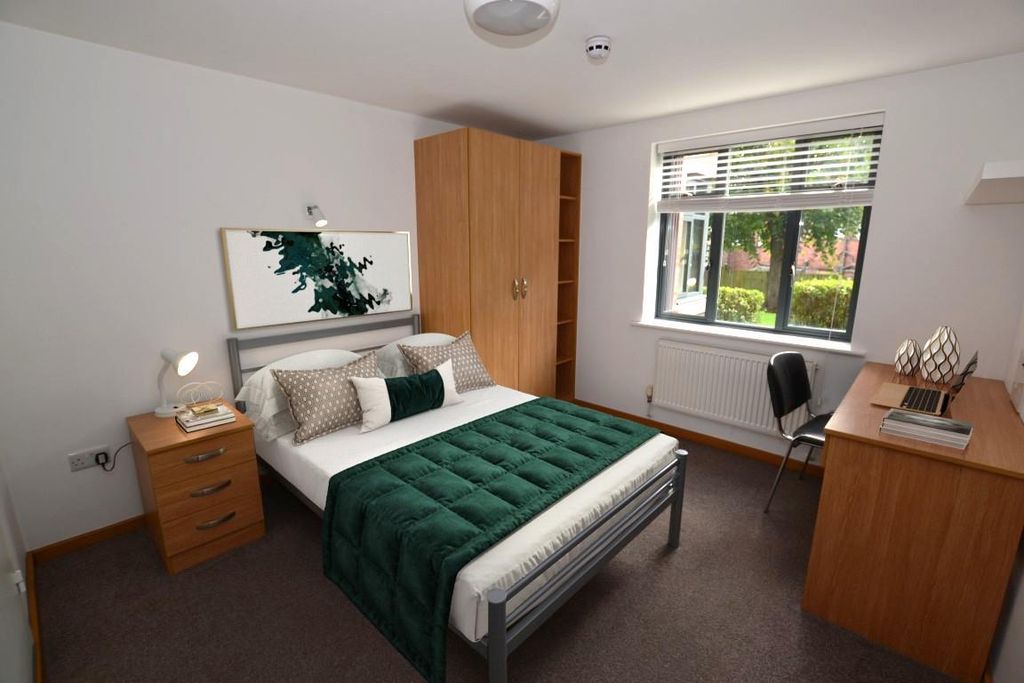 Property photo 1 of 16 1; (1)