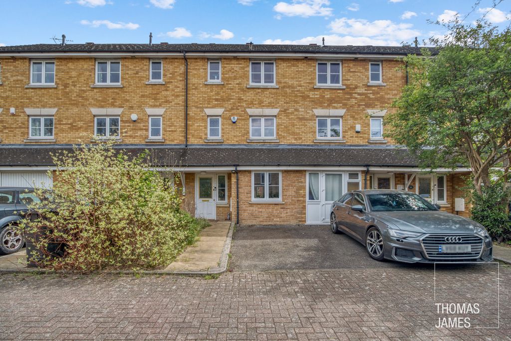 Property photo 1 of 34